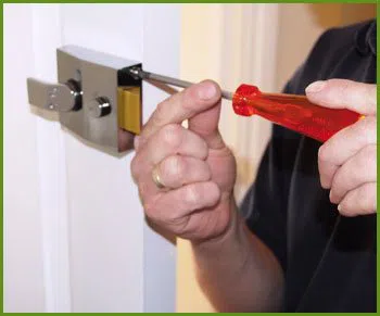 Neighborhood Locksmith Services Fairfax, VA 703-570-4219 - 10-lock-smiths
