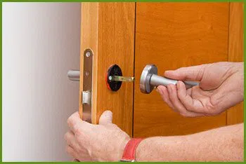 Neighborhood Locksmith Services Fairfax, VA 703-570-4219 - 14-install-new-Lock
