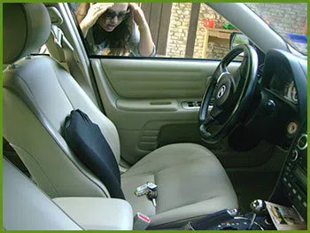Neighborhood Locksmith Services Fairfax, VA 703-570-4219 - 20-keys-locked-in-car